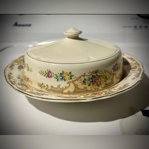 Mount Clemens Mildred Pattern 9" Covered Butter Dish ***See Pic for Flaw****